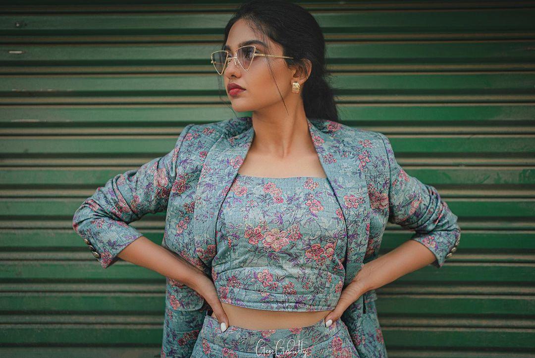 super sharanya Movie Actress Mamitha Baiju in lifestyle model photoshoot | latest hot and spicy photos gallery