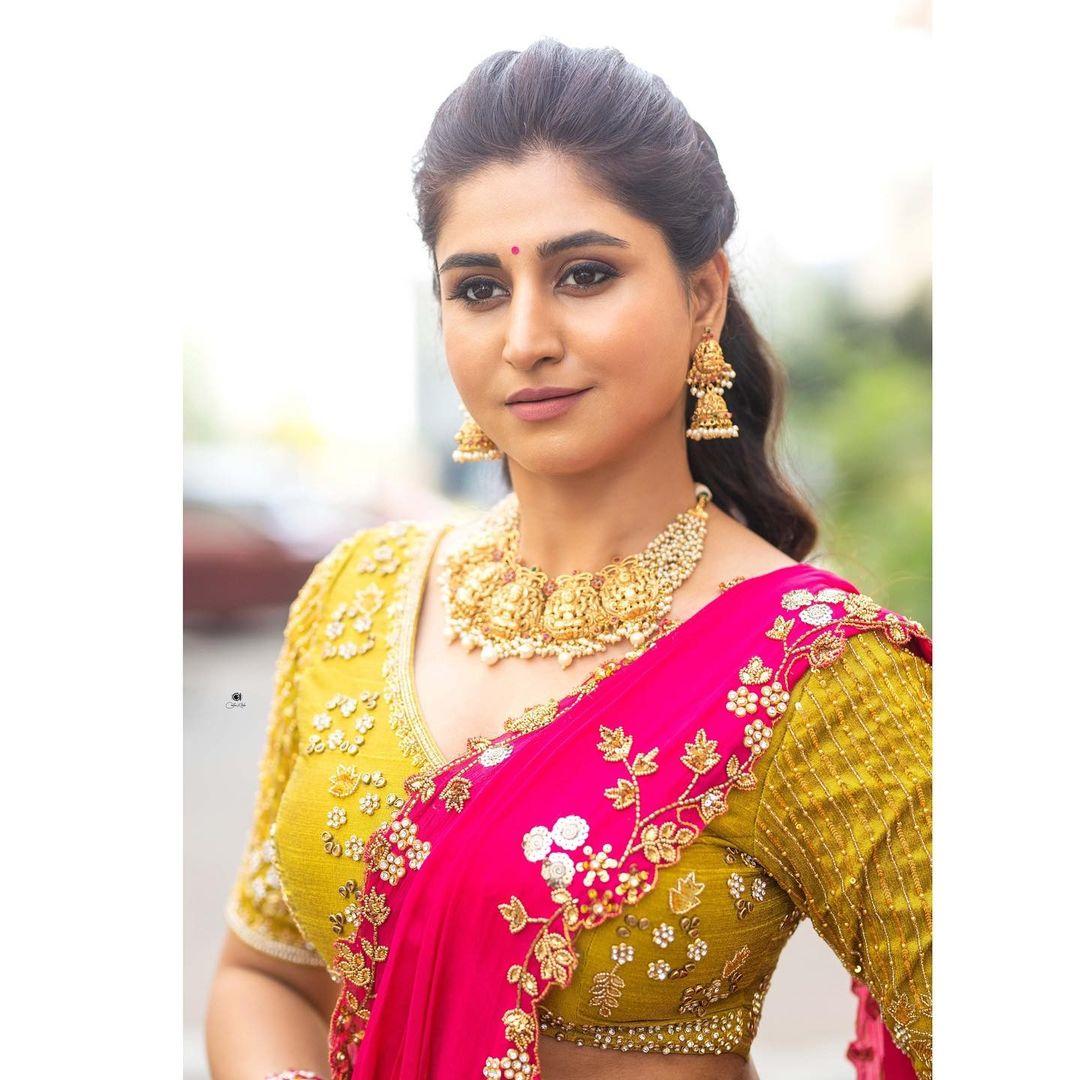 Telugu actress Varshini Sounderajan in half saree hot photos gallery | very glamorous and sexy photoshoot