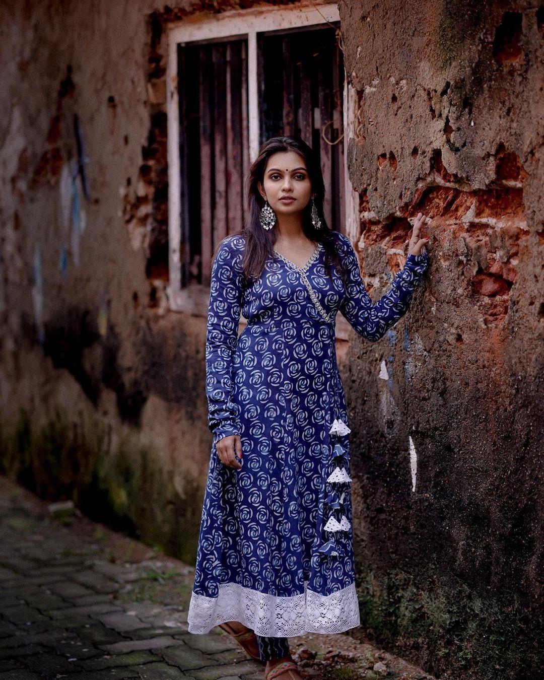 Malayalam actress Tanvi Ram beautiful and cute stills | Tanvi Ram exclusive hot and sexy stills