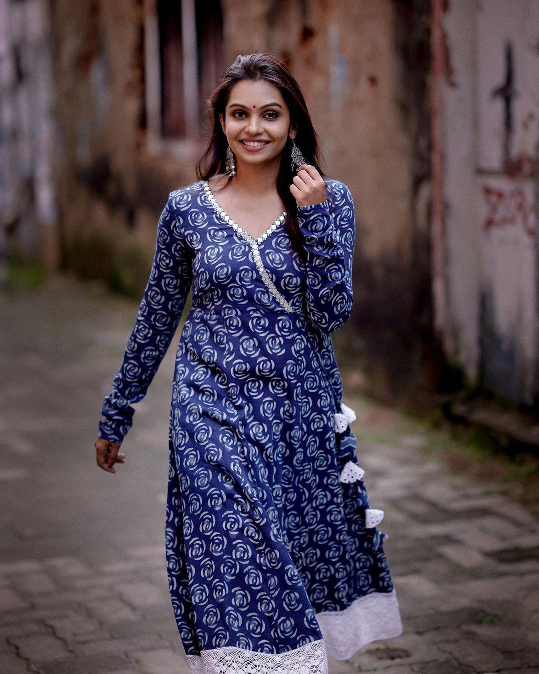 Malayalam actress Tanvi Ram beautiful and cute stills | Tanvi Ram exposing hot photos gallery