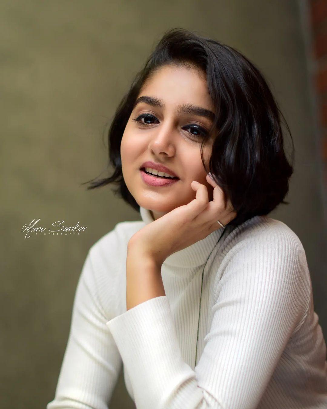 Super Saranya actress Anaswara Rajan latest hot photos | Anaswara Rajan exclusive latest hot photos gallery