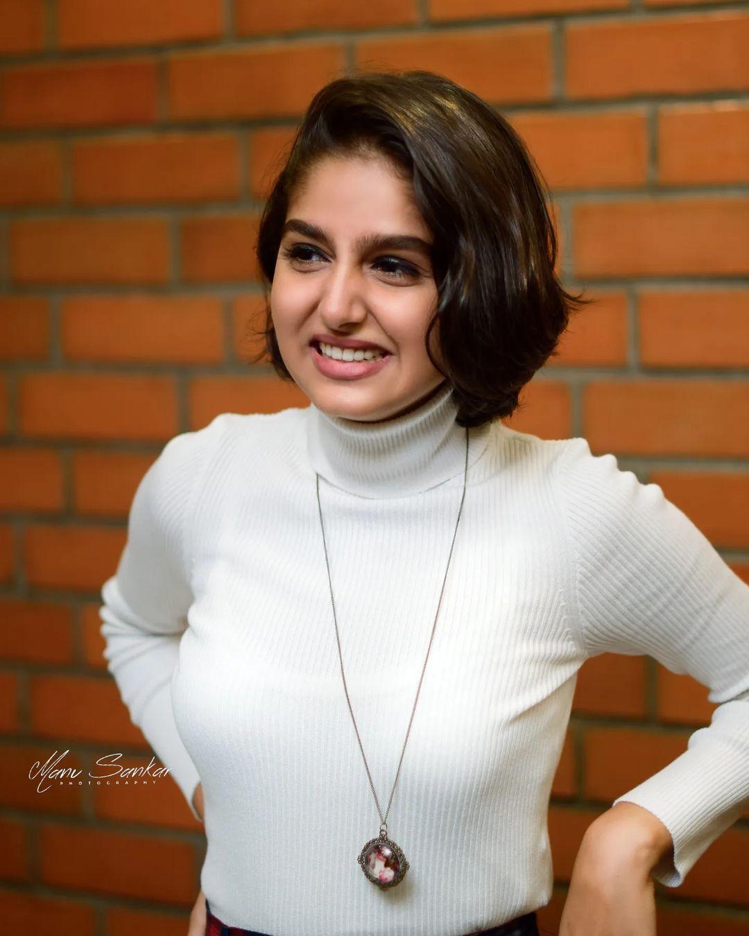 Super Saranya actress Anaswara Rajan latest hot photos | Anaswara Rajan looking very attractive and hot stills