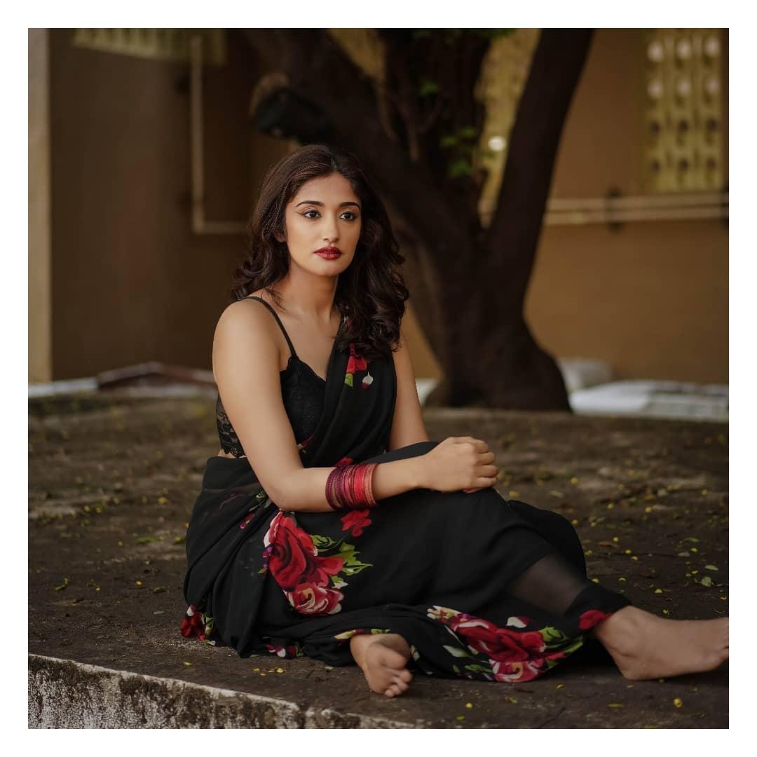 South Indian actress Anjana Jayaprakash in exposing hot photos | beautiful and glamorous pictures