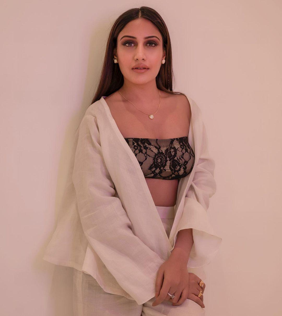 Surbhi Chandna in bikini hot and sexy photoshoot |exclusive hot and sexy photoshoot
