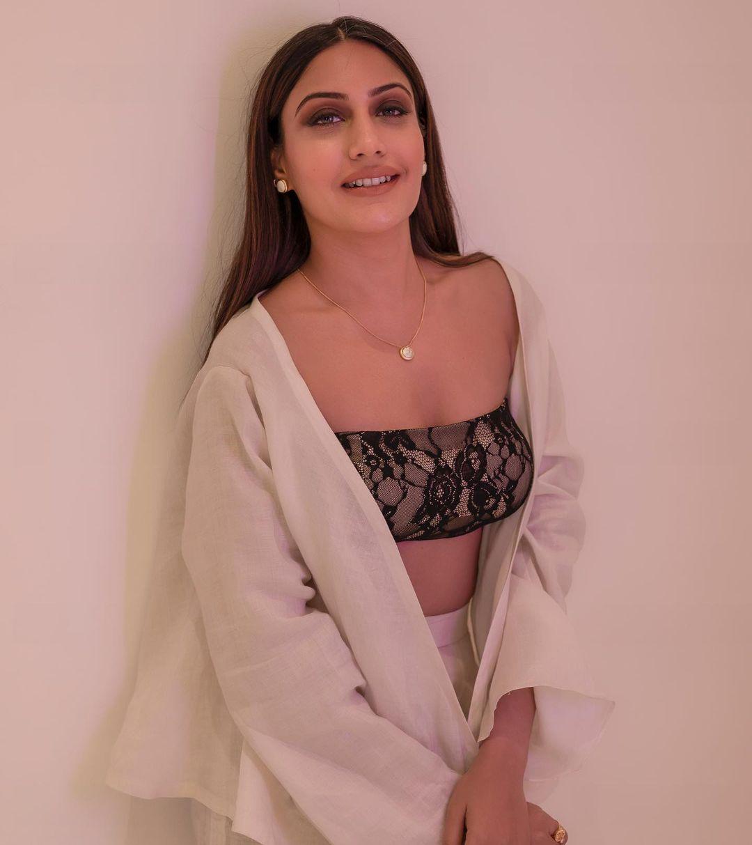 Surbhi Chandna in bikini hot and sexy photoshoot | very glamorous and cute stills