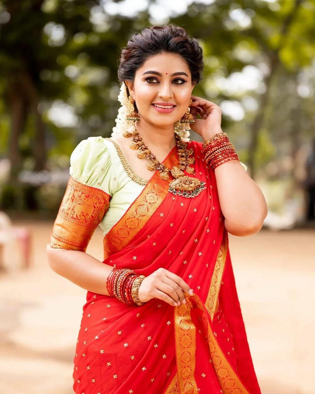 Tamil actress Sneha in half saree hot and sexy photoshoot | looking very beautiful and cute stills