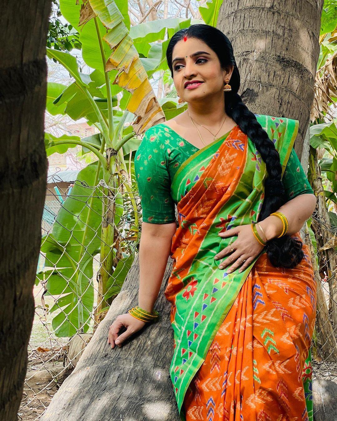 Tamil actress Sujitha Dhanush exclusive hot photos | hot and sexy photos