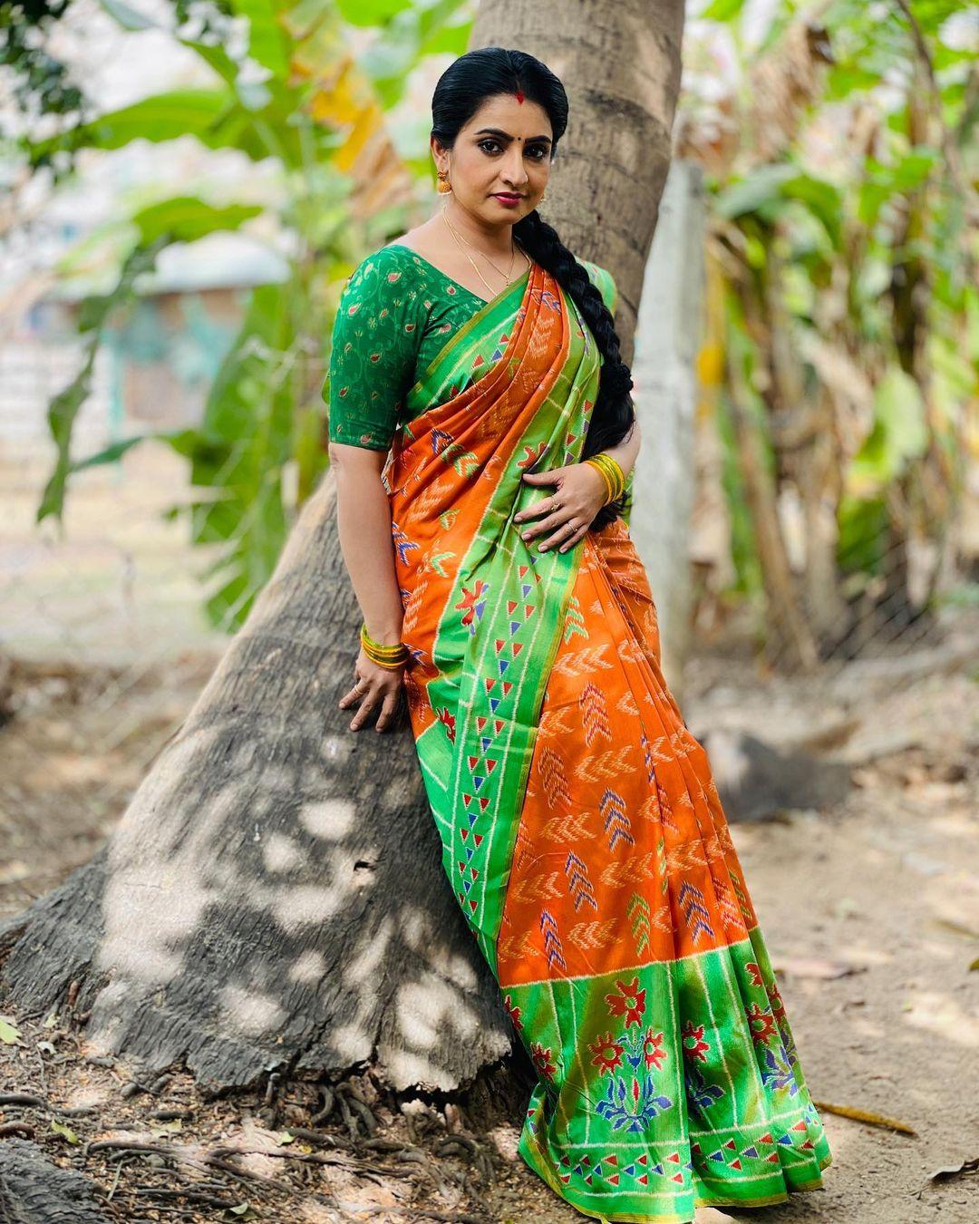 Tamil actress Sujitha Dhanush exclusive hot photos |latest hot and sexy photos