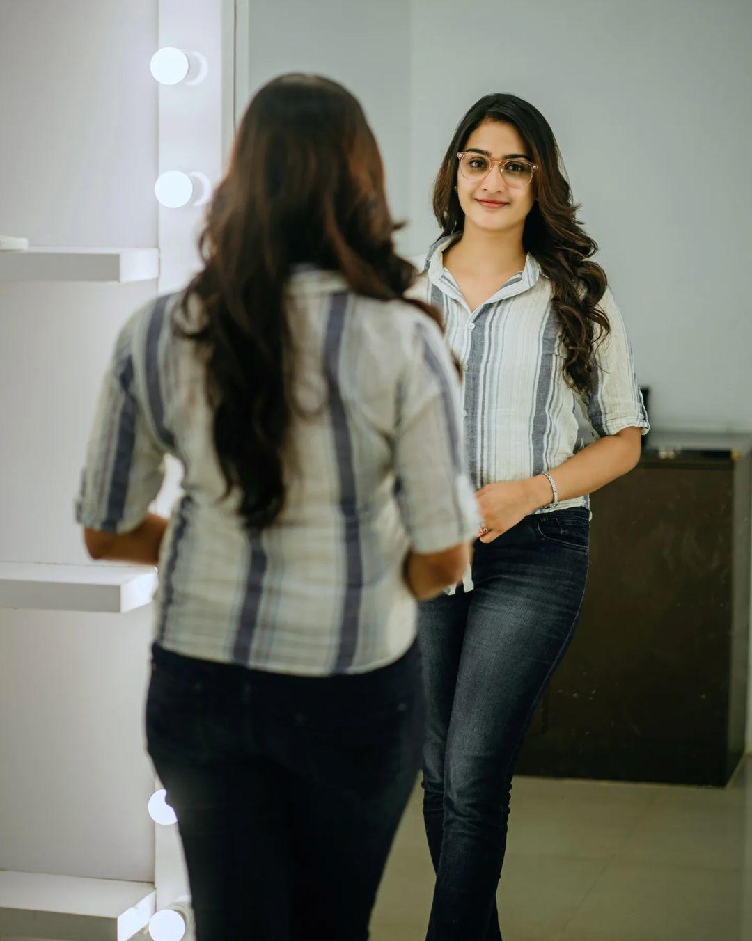 Malayalam actress Aditi Ravi latest hot photos | beautiful and glamours picture