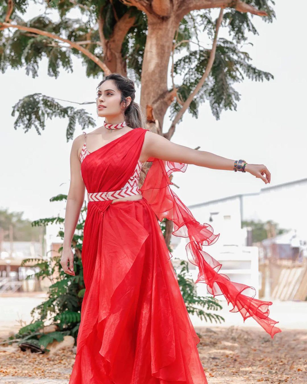 Shrutika Arjun in red saree hot and sexy photoshoot | looking very sexy photos