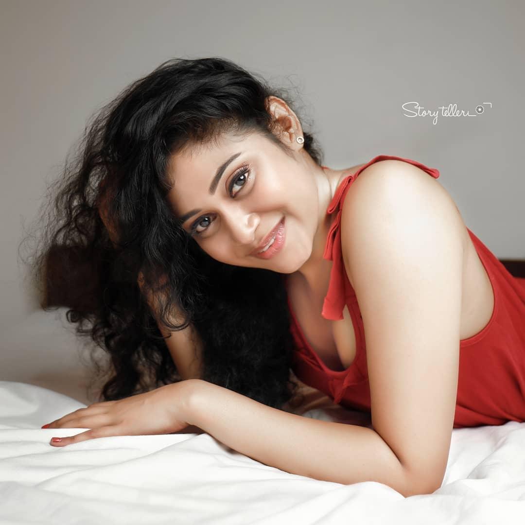 Malayalam Bigboss frame janaki sudheer exclusive hot and sexy photoshoot |latest hot and sexy photos
