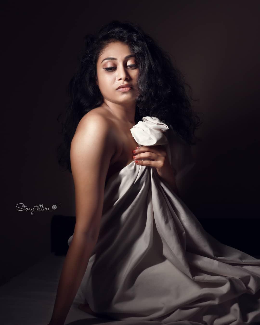 Malayalam actress Janaki sudheer exclusive hot and sexy photoshoot |latest hot and spicy photos gallery
