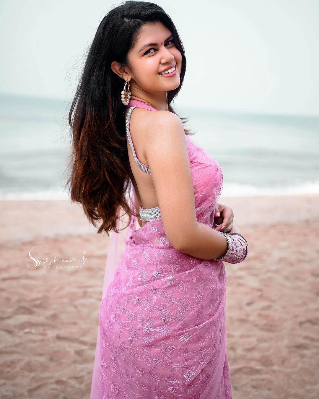 Malayalam actress Roshni singh in saree exclusive hot and spicy photos| beautiful and glamours photos