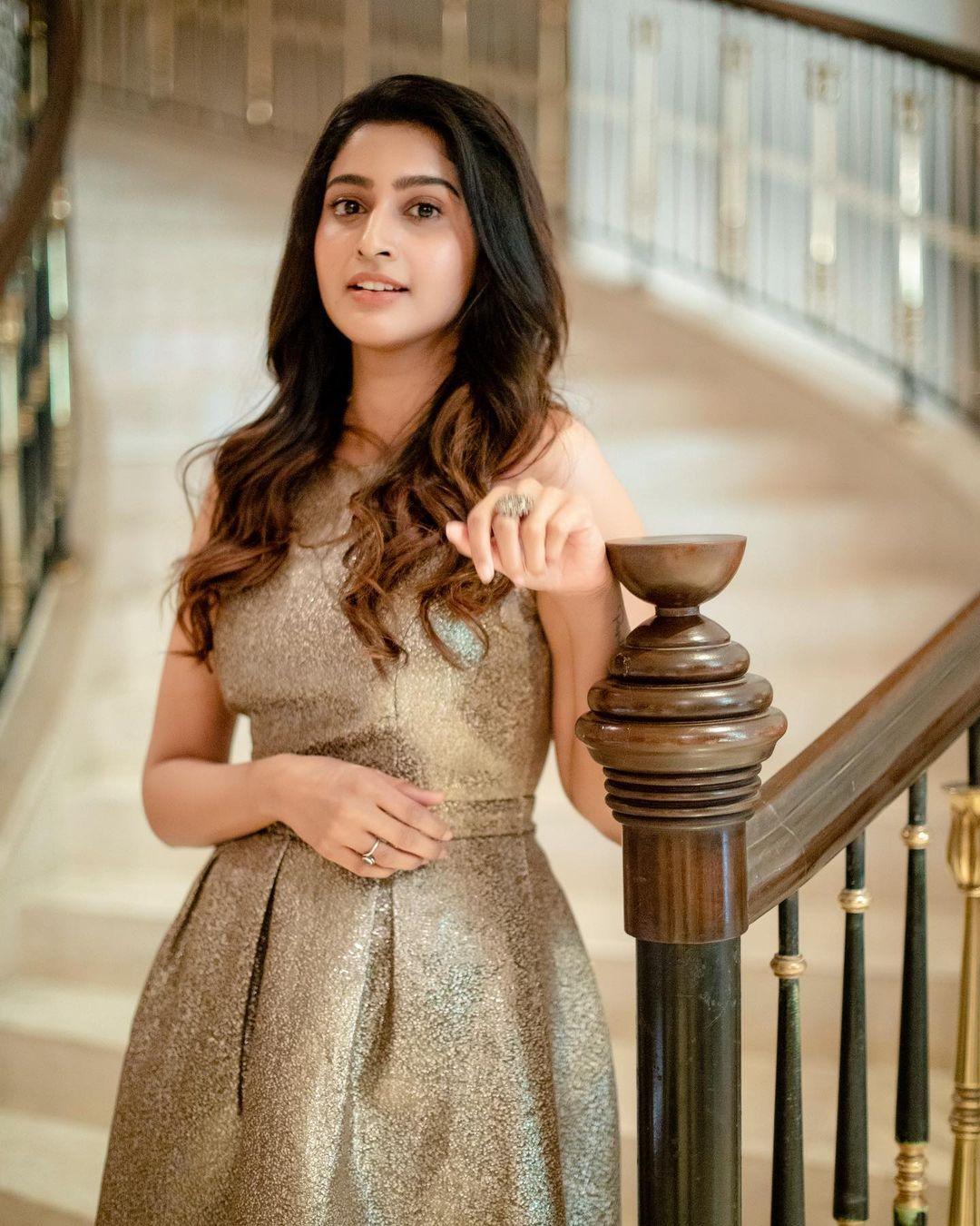 South Indian actress Tanya Ravichandran beautiful and glamours picture| very beautiful and cute picture
