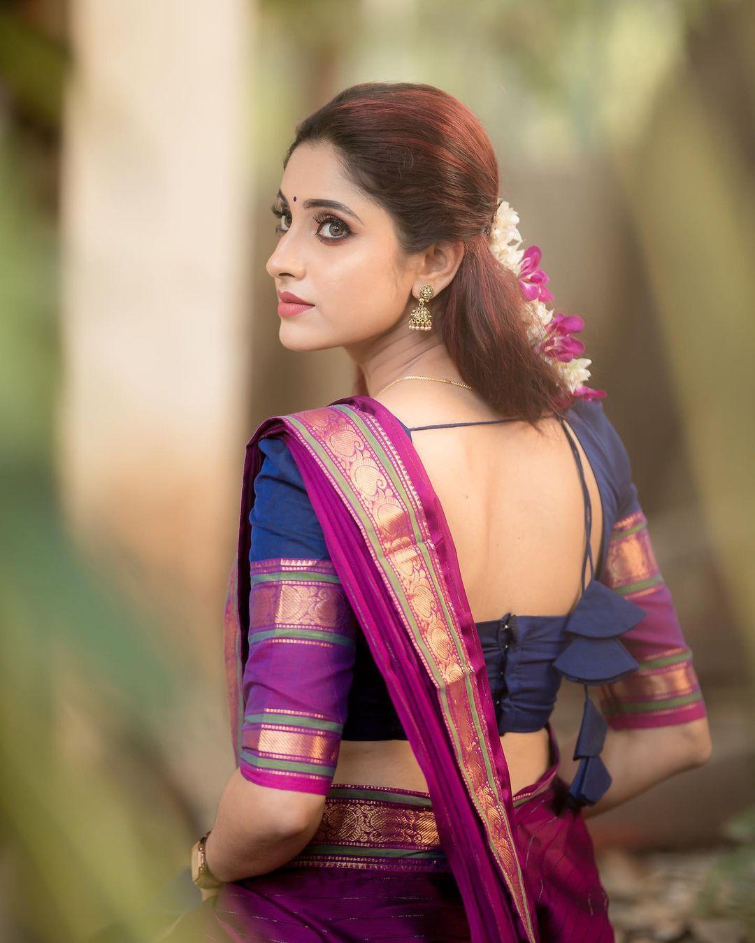 Tamil actress Ayesha in saree hot and sexy photoshoot | exclusive hot and sexy photos
