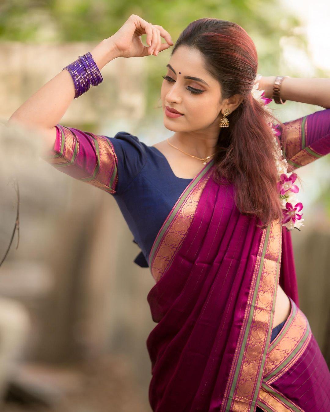 Tamil actress Ayesha in saree hot and sexy photoshoot | latest hot and spicy photos gallery