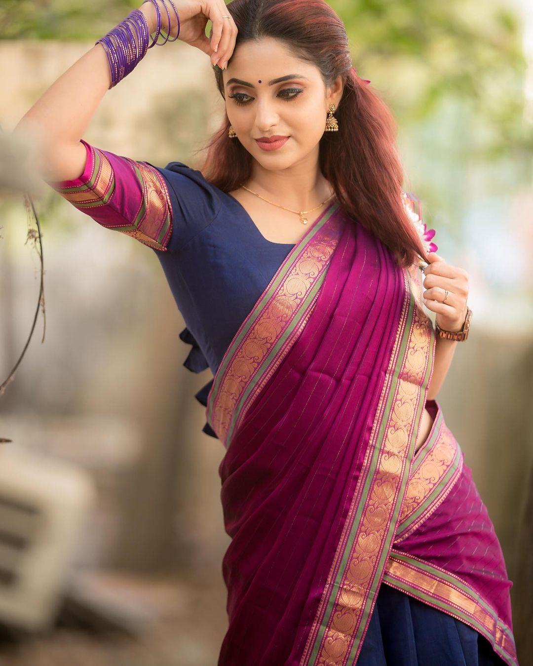 Tamil actress Ayesha in saree hot and sexy photoshoot | looking very beautiful and glamours photos