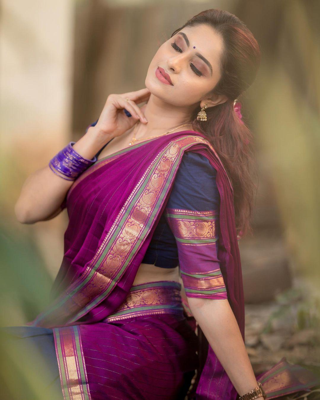Tamil actress Ayesha in saree hot and sexy photoshoot | very hot and spicy photos gallery