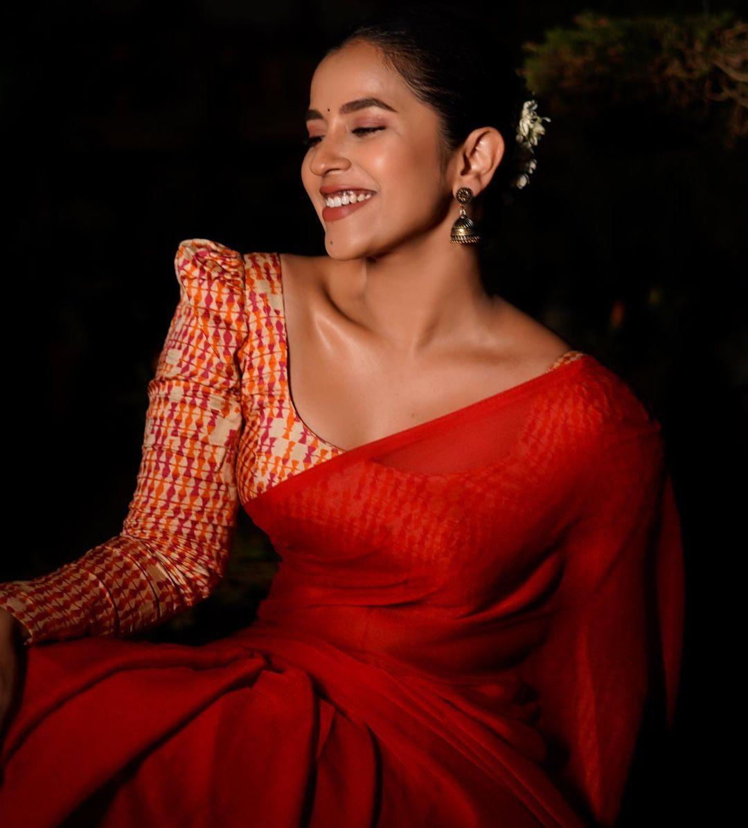 Komalee Prasad in red saree hot and sexy photoshoot | exclusive hot and sexy photoshoot