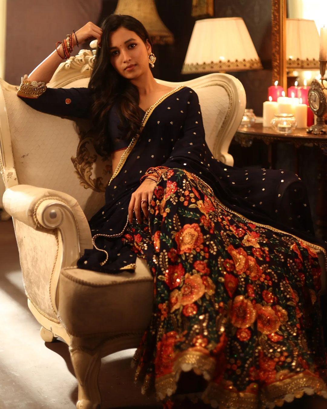 KGF actress Srinidhi Shetty in half saree hot photos |looking very glamours and cute stills