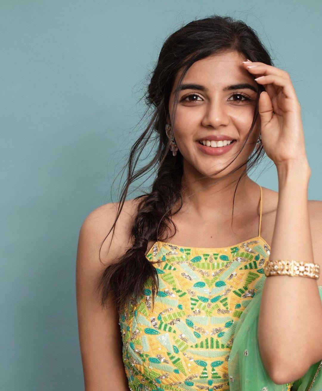 Malayalam actress Kalyani Priyadarshan latest hot and sexy photos | beautiful and glamours picture