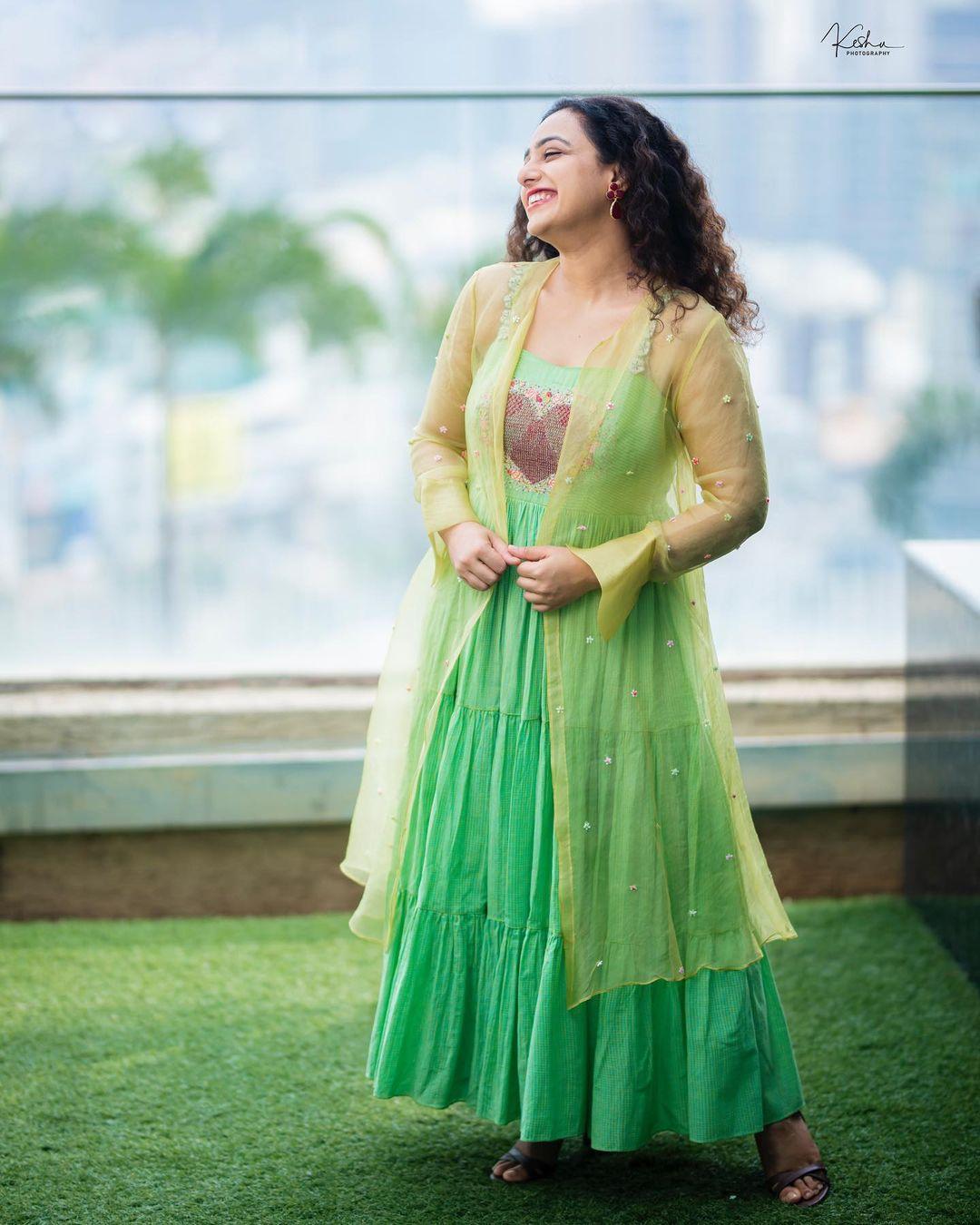 Glamours and cute actress Nithya Menon beautiful photos | sizzling Hot photos