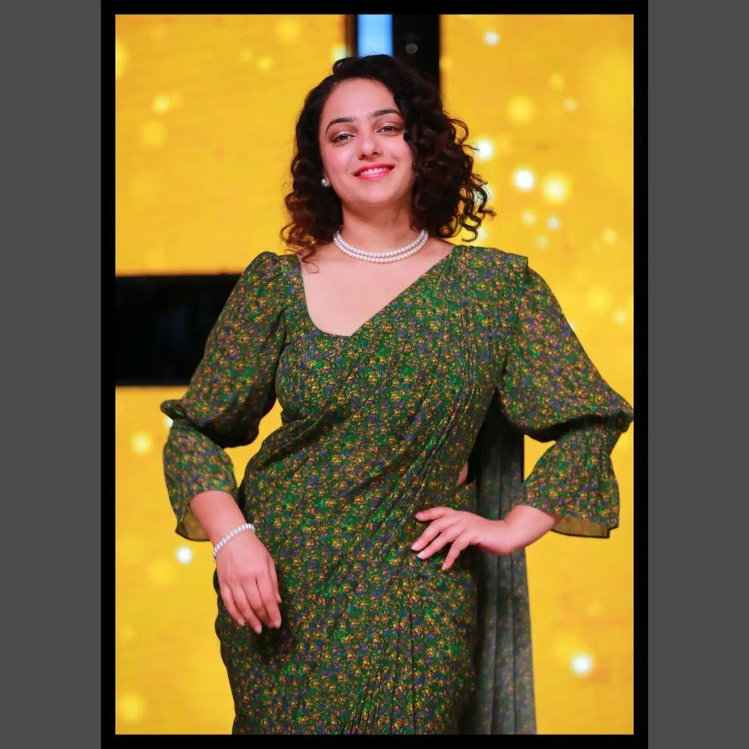 Nithya Menon in saree exposing hot photos | latest hot and sexy photoshoot