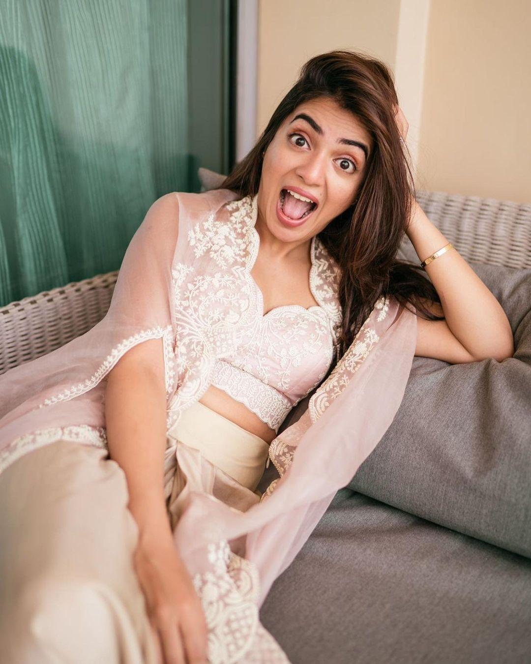 South Indian Actress nazriya nazim beautiful and glamours photos | beautiful and glamours photos