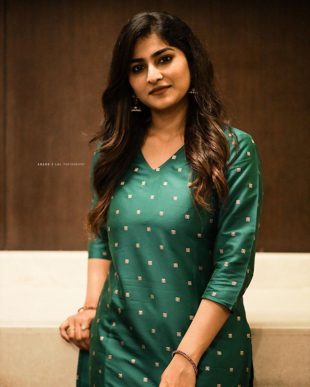 Malayalam Actress Gayathri Ashok latest fashion and trends photos | hot and sexy photoshoot