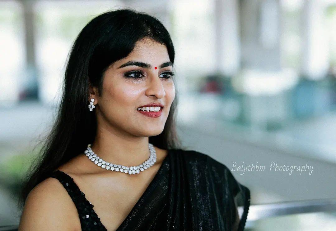 Malayalam new actress Gayathri Ashok in black saree hot photos | beautiful and glamours photos