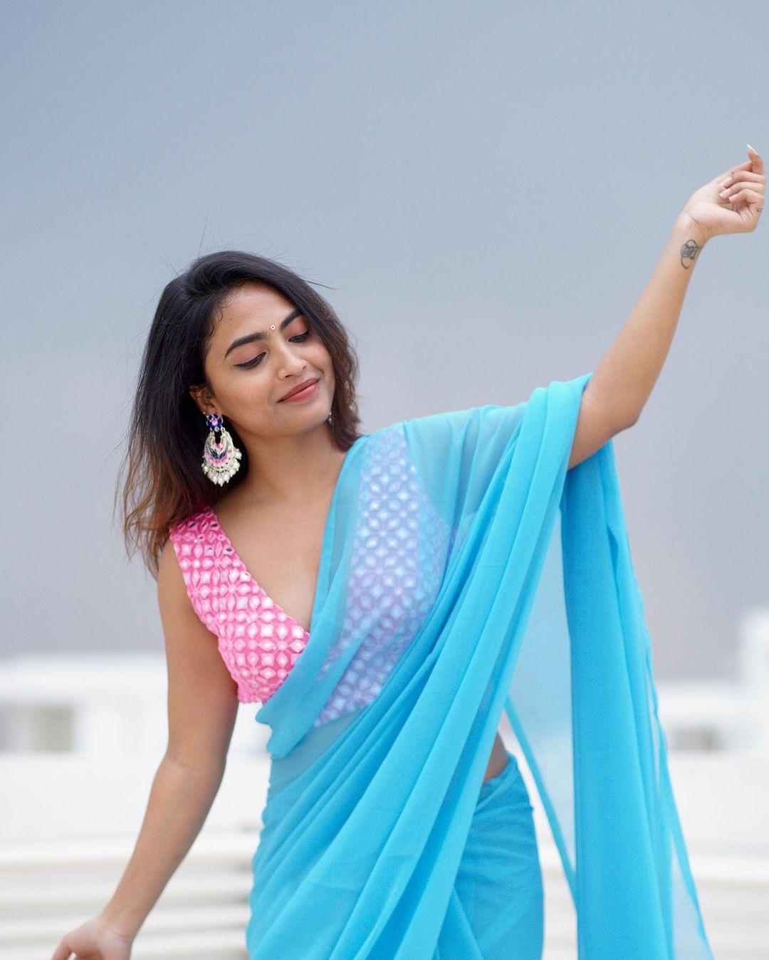 Telugu Actress Alekhya Harika in blue transparent saree hot photos| beautiful and glamours picture