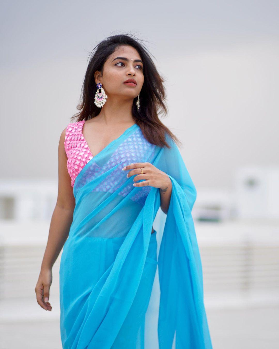Telugu Actress Alekhya Harika in blue transparent saree hot photos| exclusive hot and spicy photos gallery