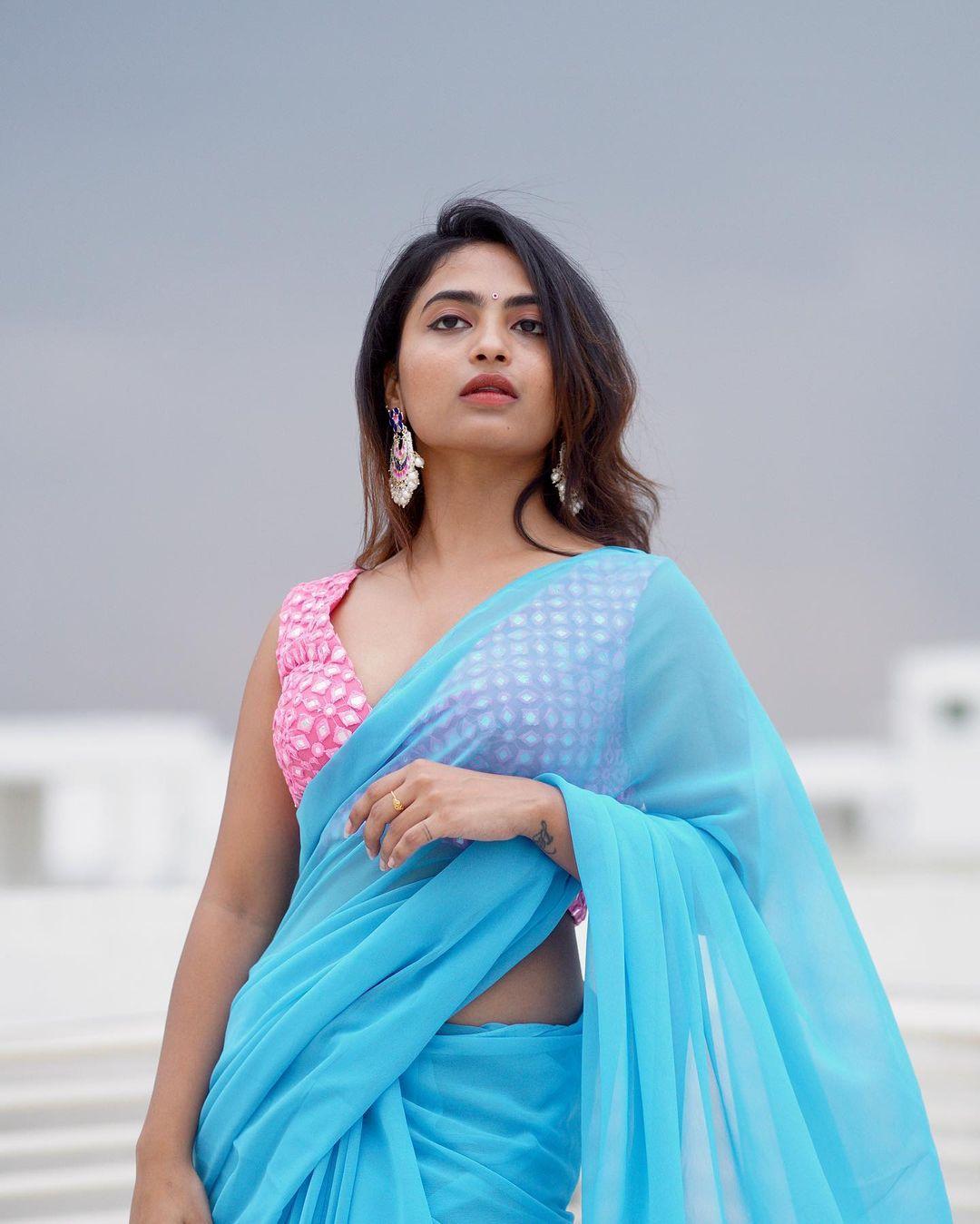 Telugu Actress Alekhya Harika in blue transparent saree hot photos| movie actress hot photos