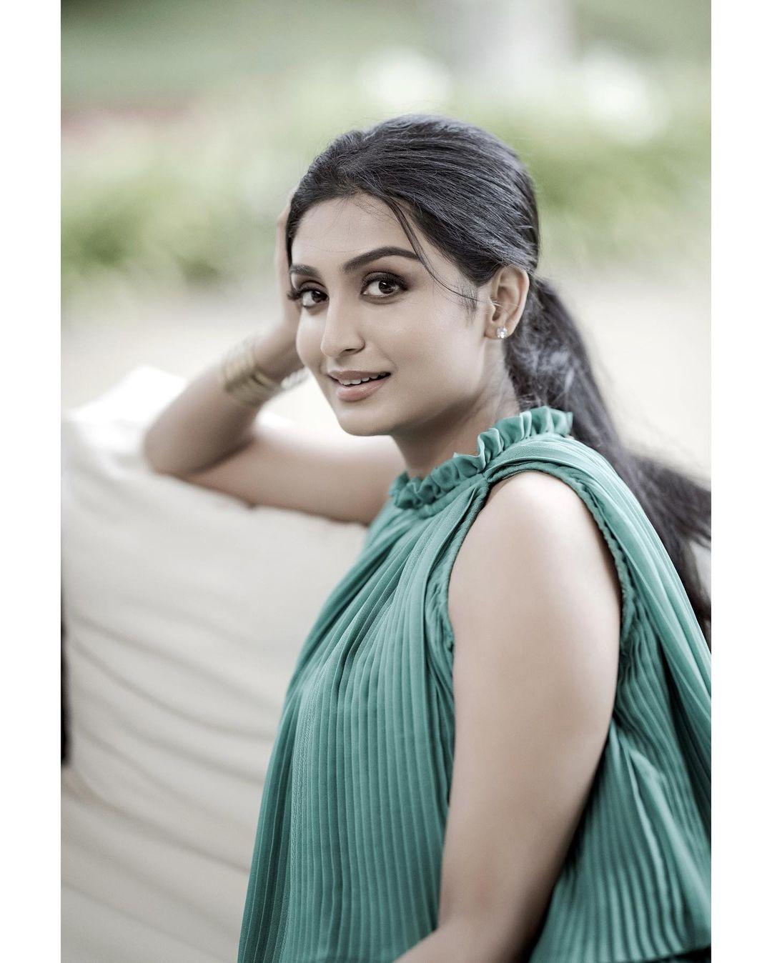 South Indian Actress Rachel David latest hot and sexy stills | beautiful and glamours photos
