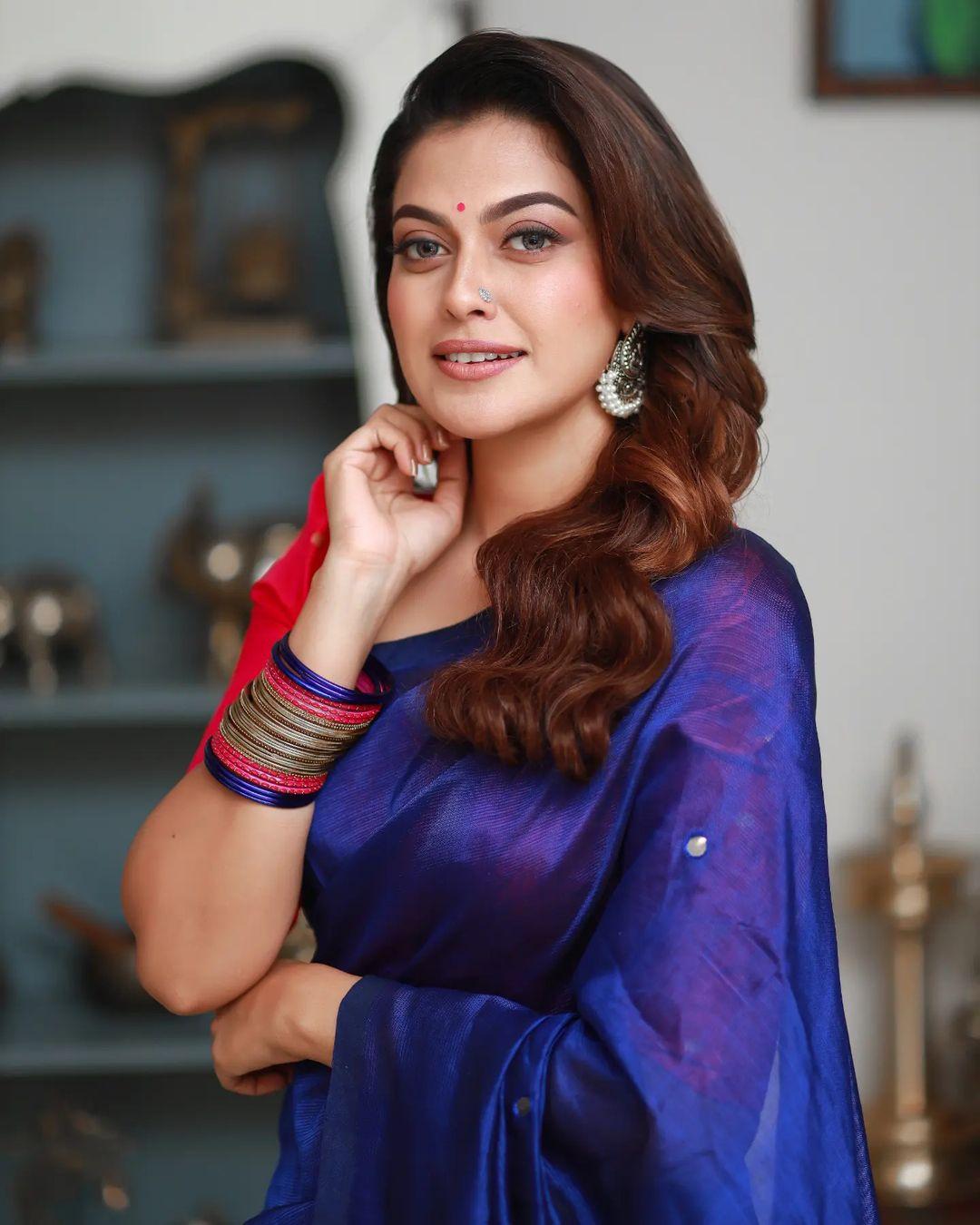 Beautiful and glamours photos | Anusree in blue shade Saree hot photos