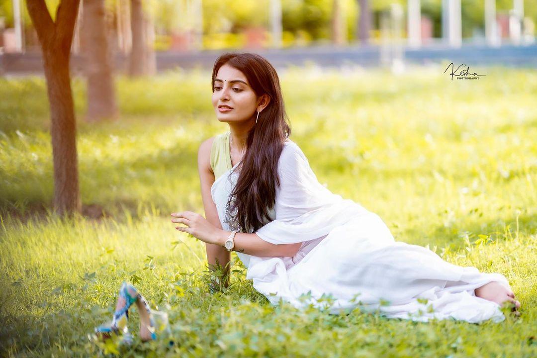 Exclusive hot and spicy stills | Ananya Nagalla in white transparent saree hot photos
