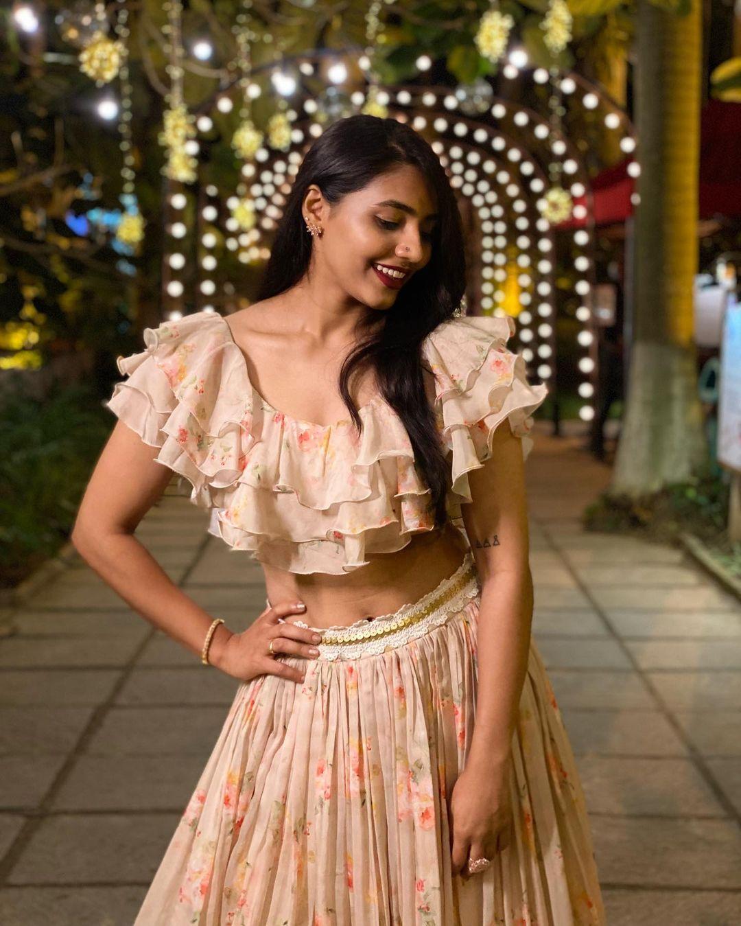 Beautiful and glamours photos | Sapthami Gowda beautiful and sexy photoshoot