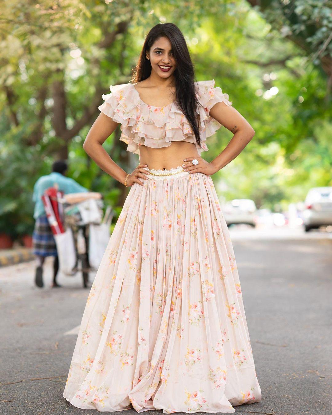 Exposing hot photos gallery | Sapthami Gowda beautiful and sexy photoshoot
