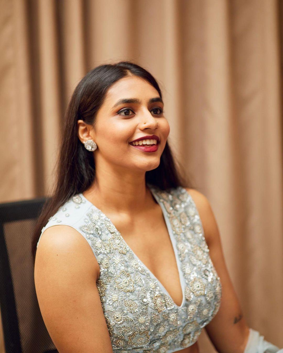 Looking very glamours and cute stills | Sapthami Gowda beautiful and glamours photos
