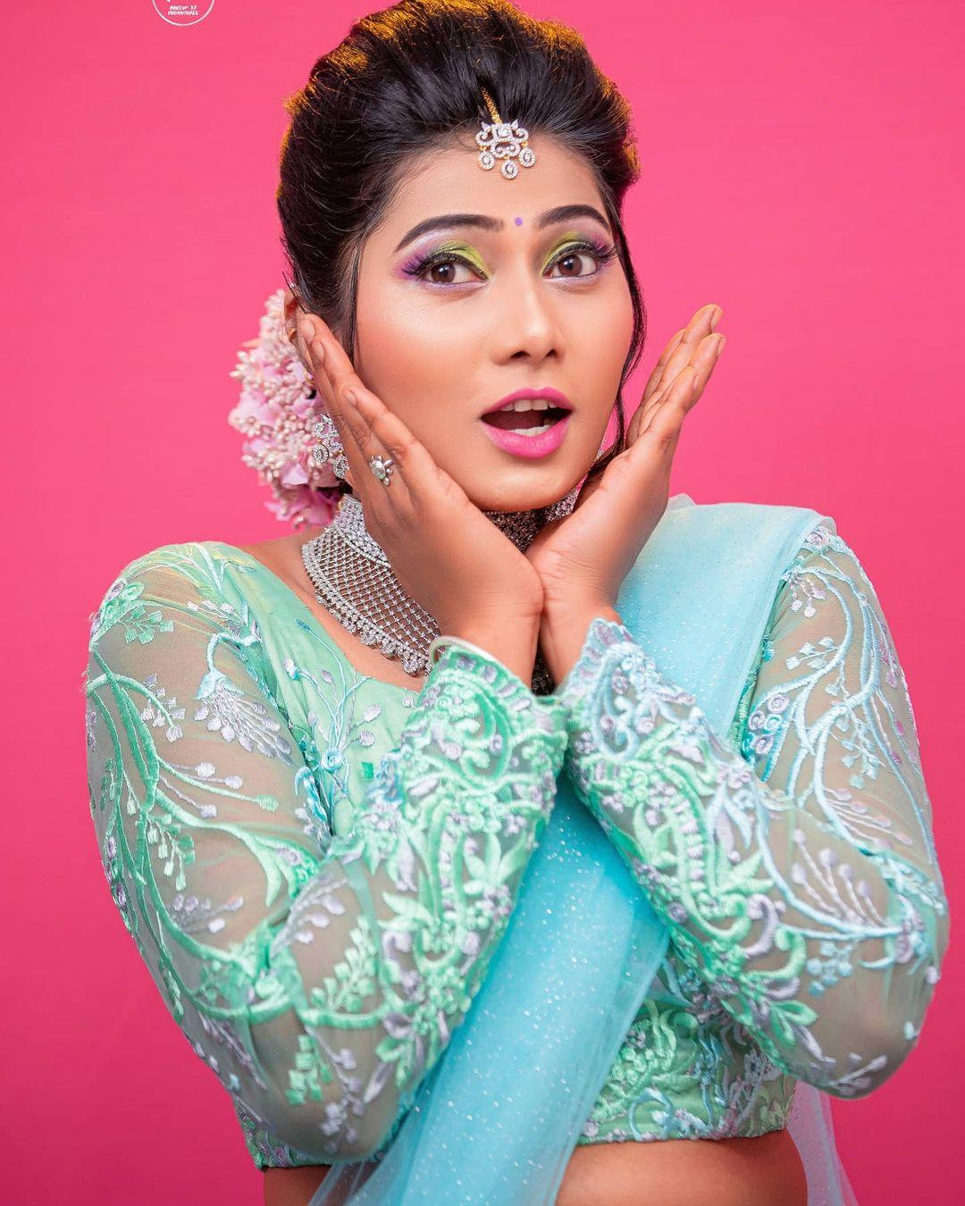 Beautiful and glamours photos | Khushi Achar very glamours and cute photos in lehanga