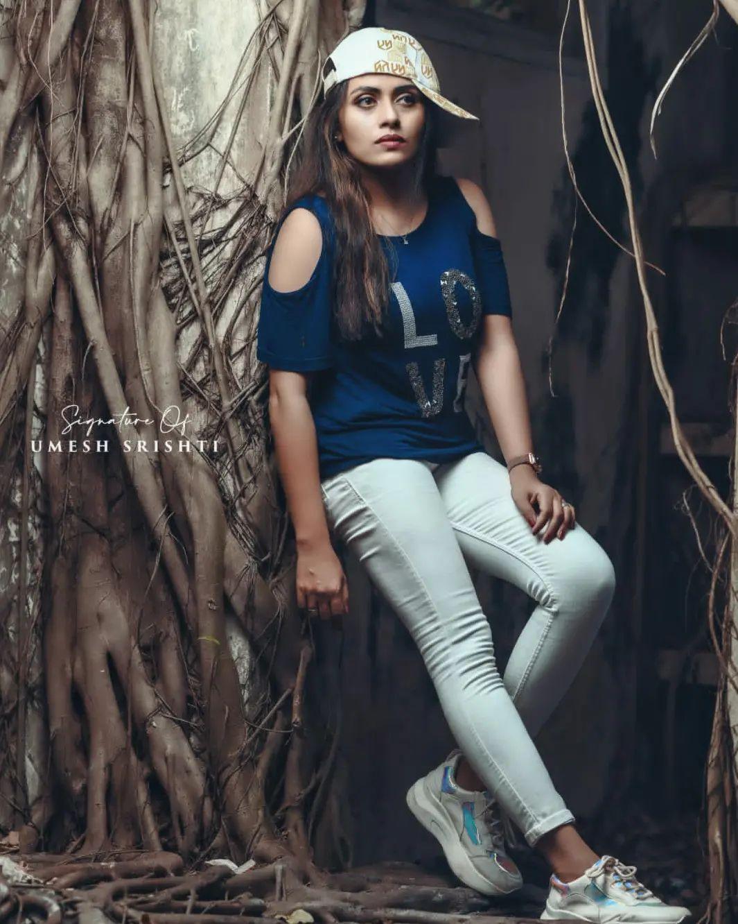 Hot and sexy photoshoot | Dhanya Mary Varghese latest fashion and trendy photos gallery