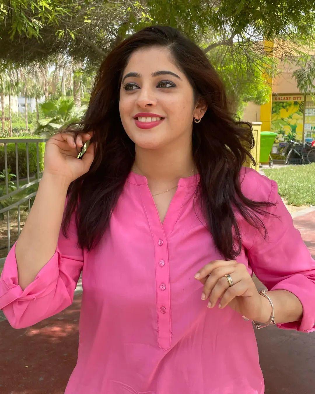 Cute and sexy photoshoot | Aima Rosmy Sebastian looking very glamours and cute stills