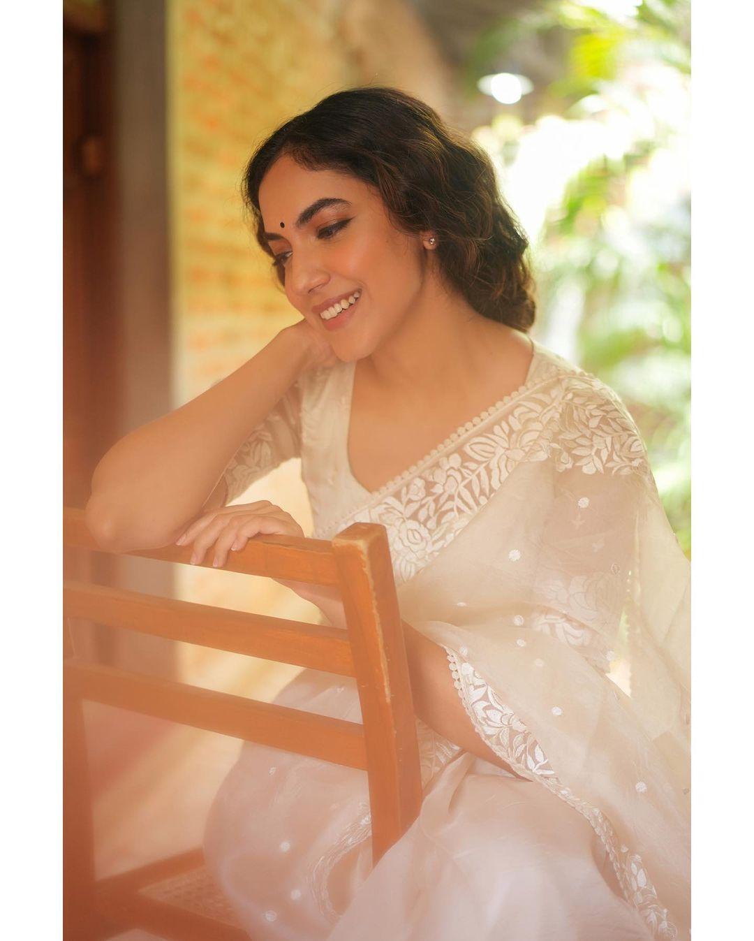 Glamours and cute stills | Ritu Varma in white transparent saree hot and sexy stills