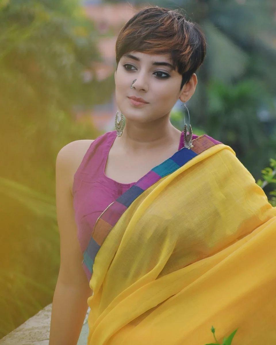 Latest hot and sexy photoshoot | Archika gupta In yellow saree hot photos gallery