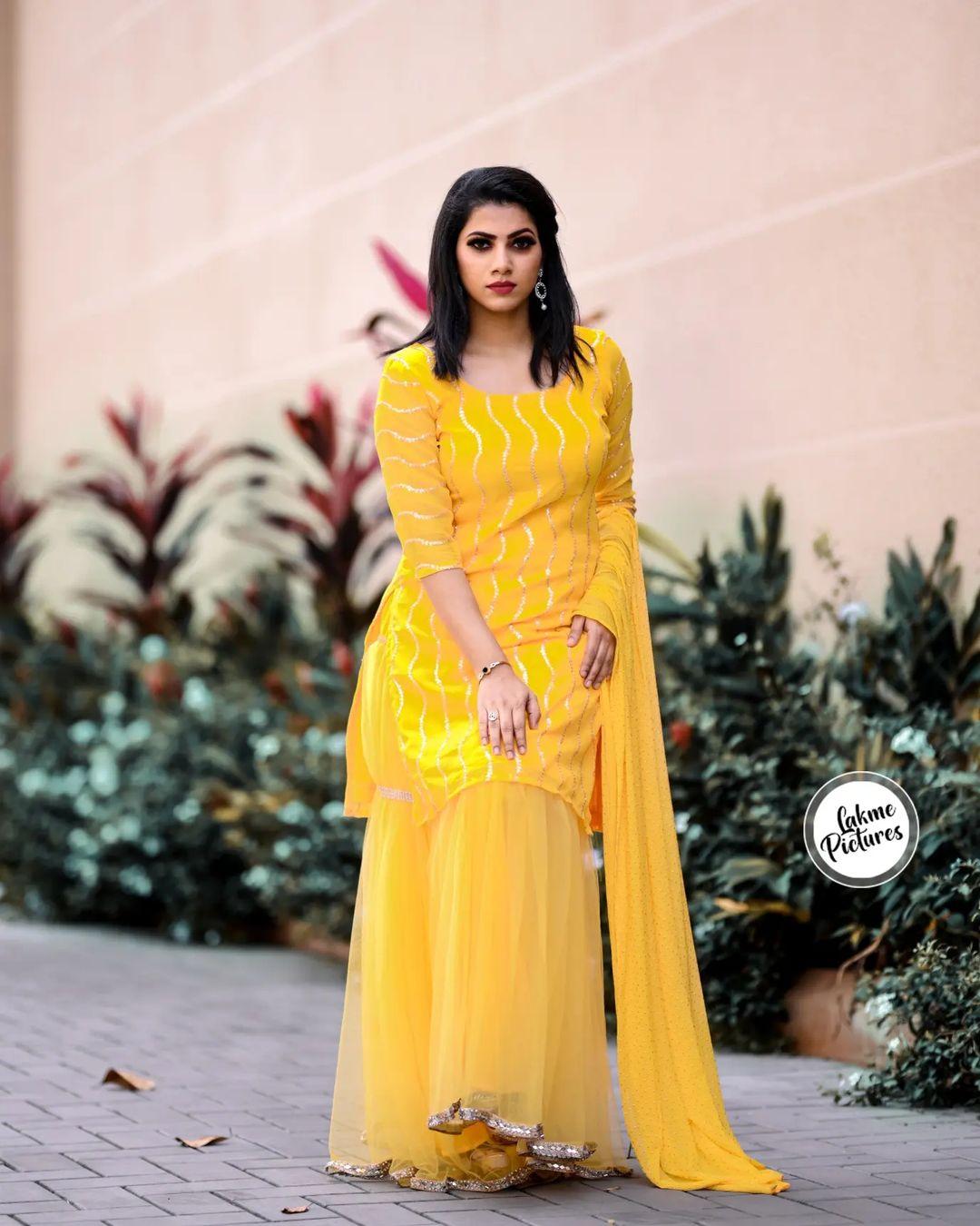 Unseen sexy Photos gallery | Amritha s ganesh in yellow dress very glamours photos