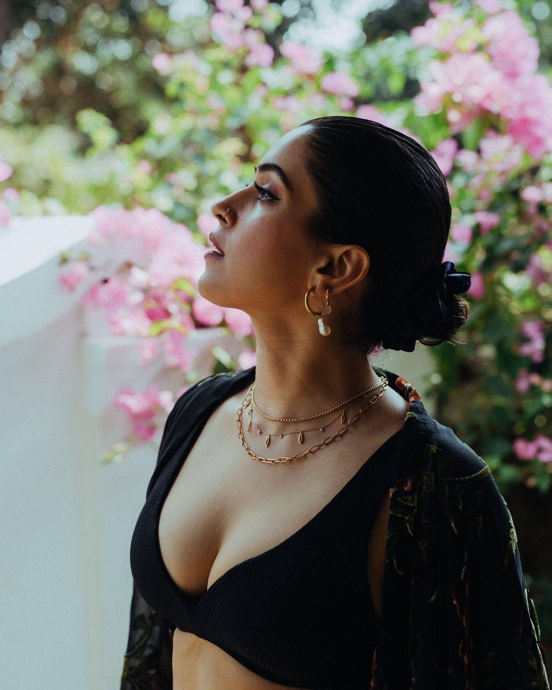 Exclusive hot and sexy photoshoot | Sanya Malhotra wearing black bra hot photos gallery