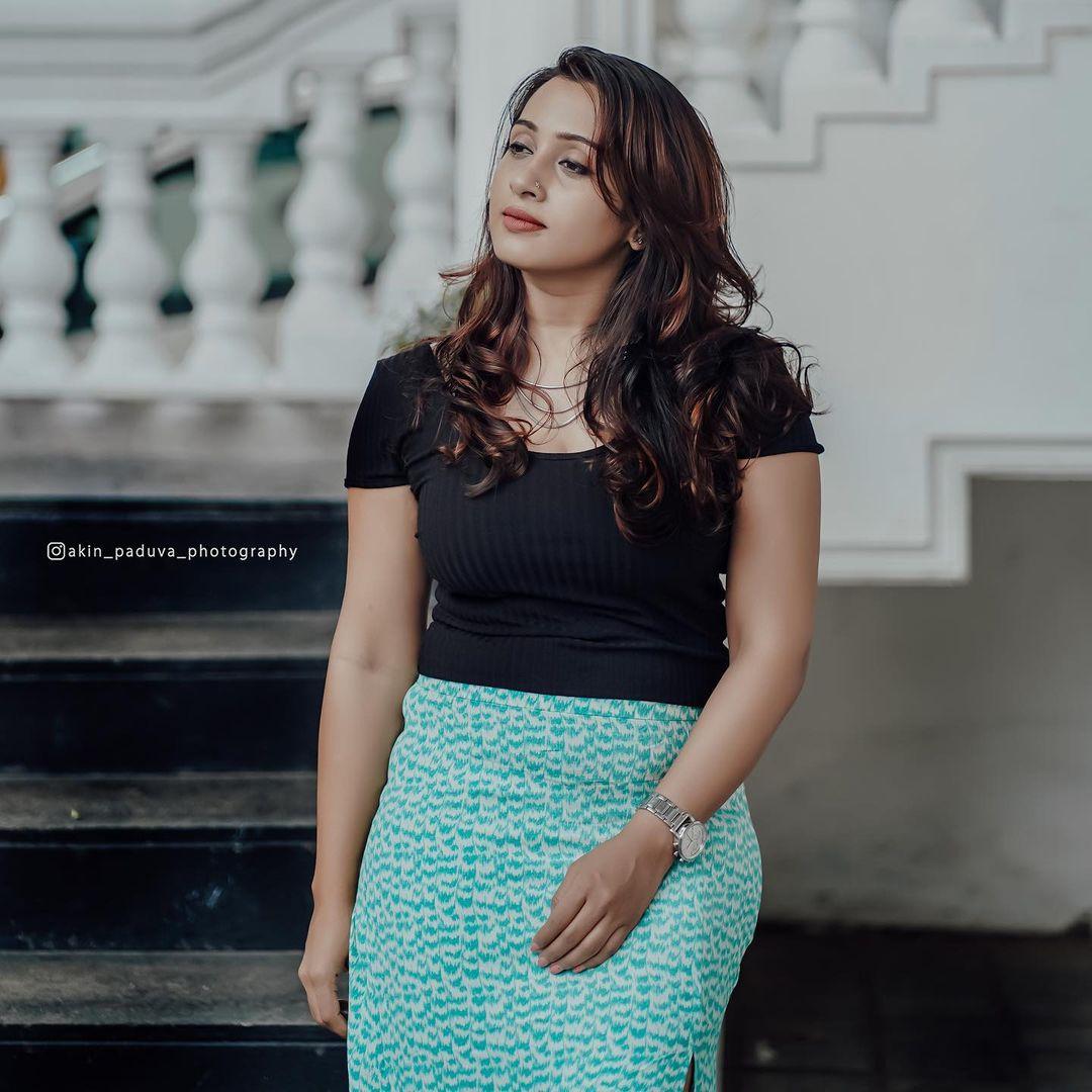 Exclusive hot photos gallery | Poojitha menon looking very stylish and cute stills