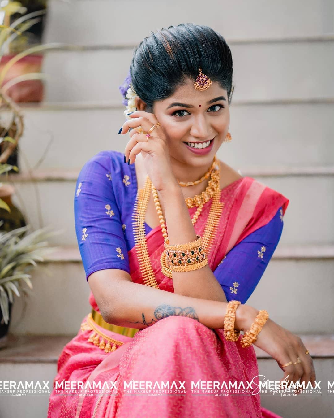 Beautiful and glamours photos | Anju Krishna in bridal makeup hot photos gallery
