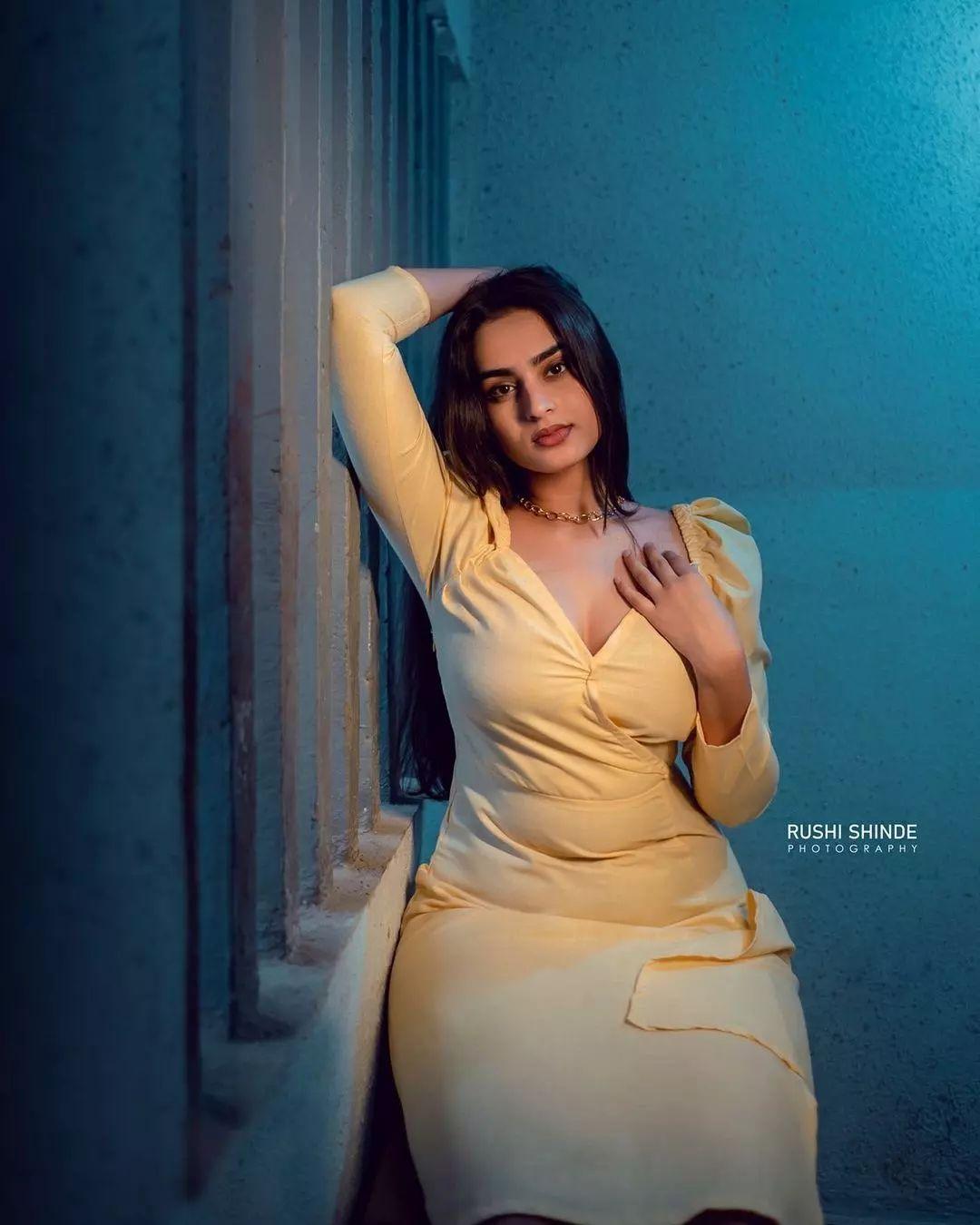 Beautiful and cute stills | Ayesha Khan beautiful and glamours photos gallery