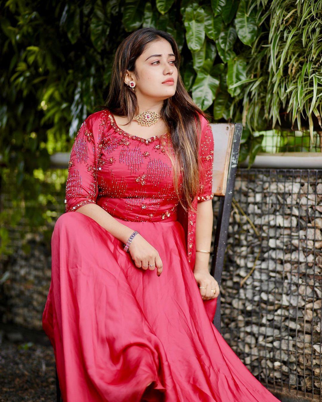 Malayalam Actress Anumol very glamours and cute stills
